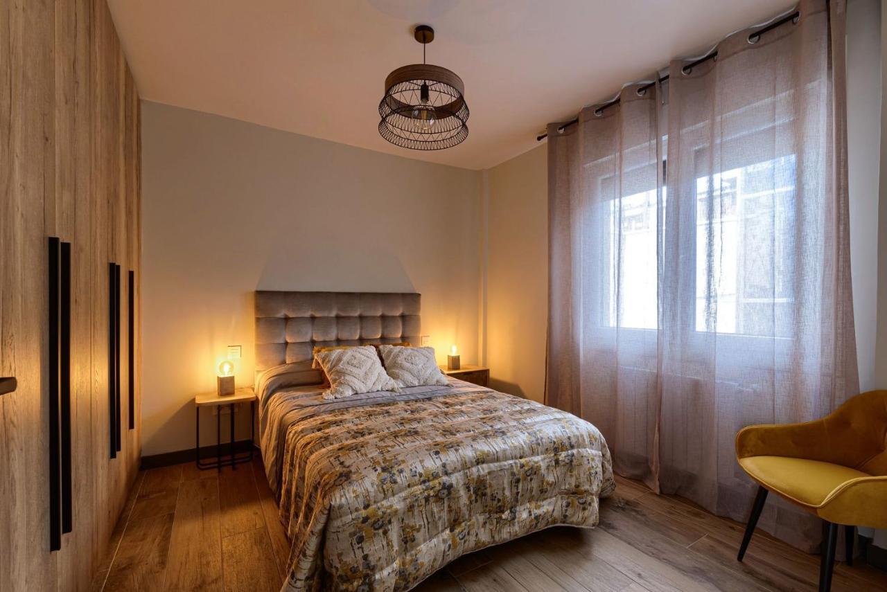 Appartamento Vivienda Turistica De Diseno Elegante Bilbao Esterno foto