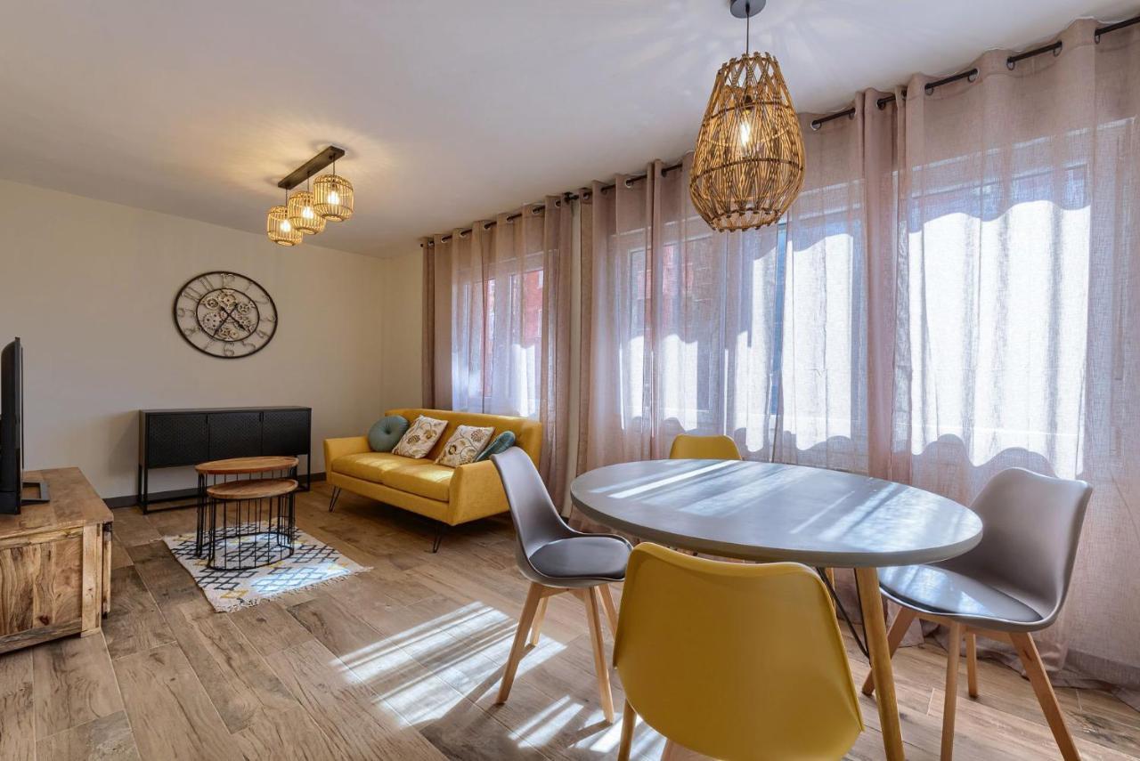 Appartamento Vivienda Turistica De Diseno Elegante Bilbao Esterno foto