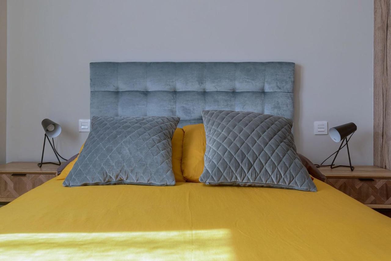Appartamento Vivienda Turistica De Diseno Elegante Bilbao Esterno foto