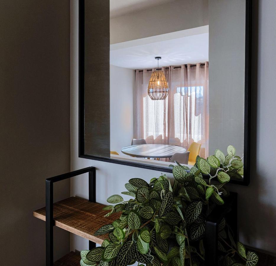 Appartamento Vivienda Turistica De Diseno Elegante Bilbao Esterno foto