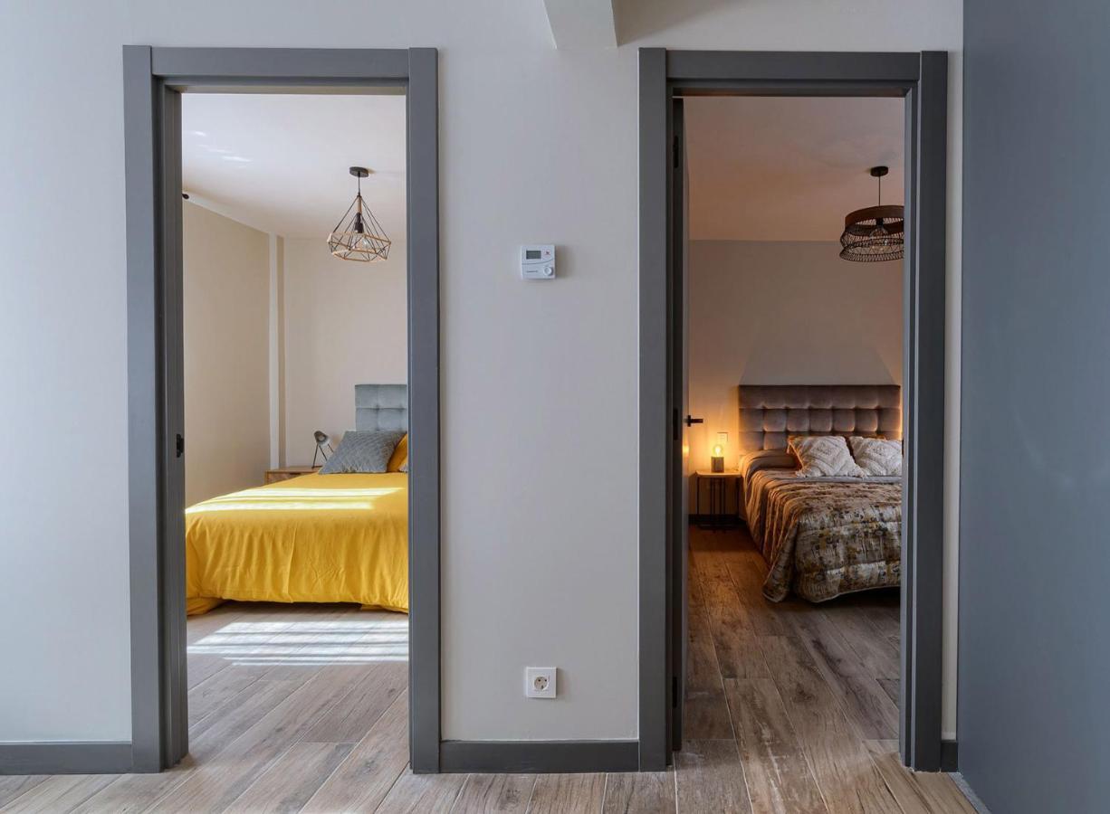 Appartamento Vivienda Turistica De Diseno Elegante Bilbao Esterno foto